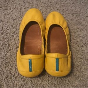 Mustard Tieks
